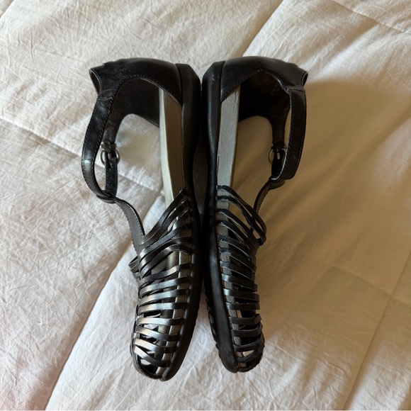 Baretraps Abbie T Strap Sandals 7.5 - Picture 2 of 4
